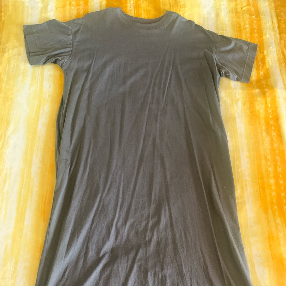 Uniqlo T Shirt Dress, long, gray, size small (S), never worn